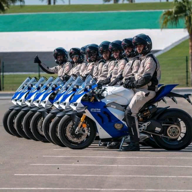 Ducati Panigale V4 R Polizia